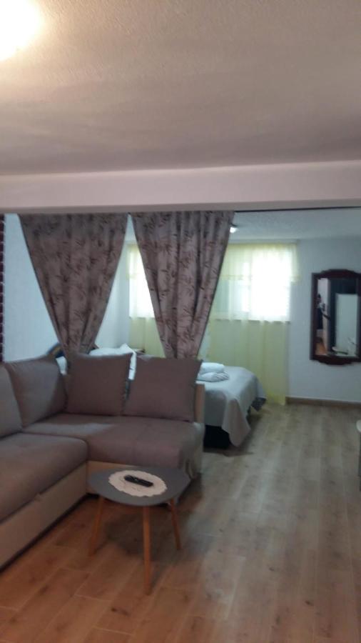 Apartmani Gojevic Водице Экстерьер фото