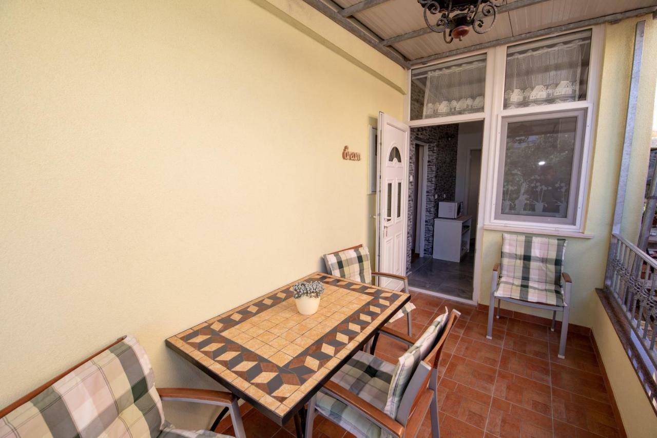Apartmani Gojevic Водице Экстерьер фото