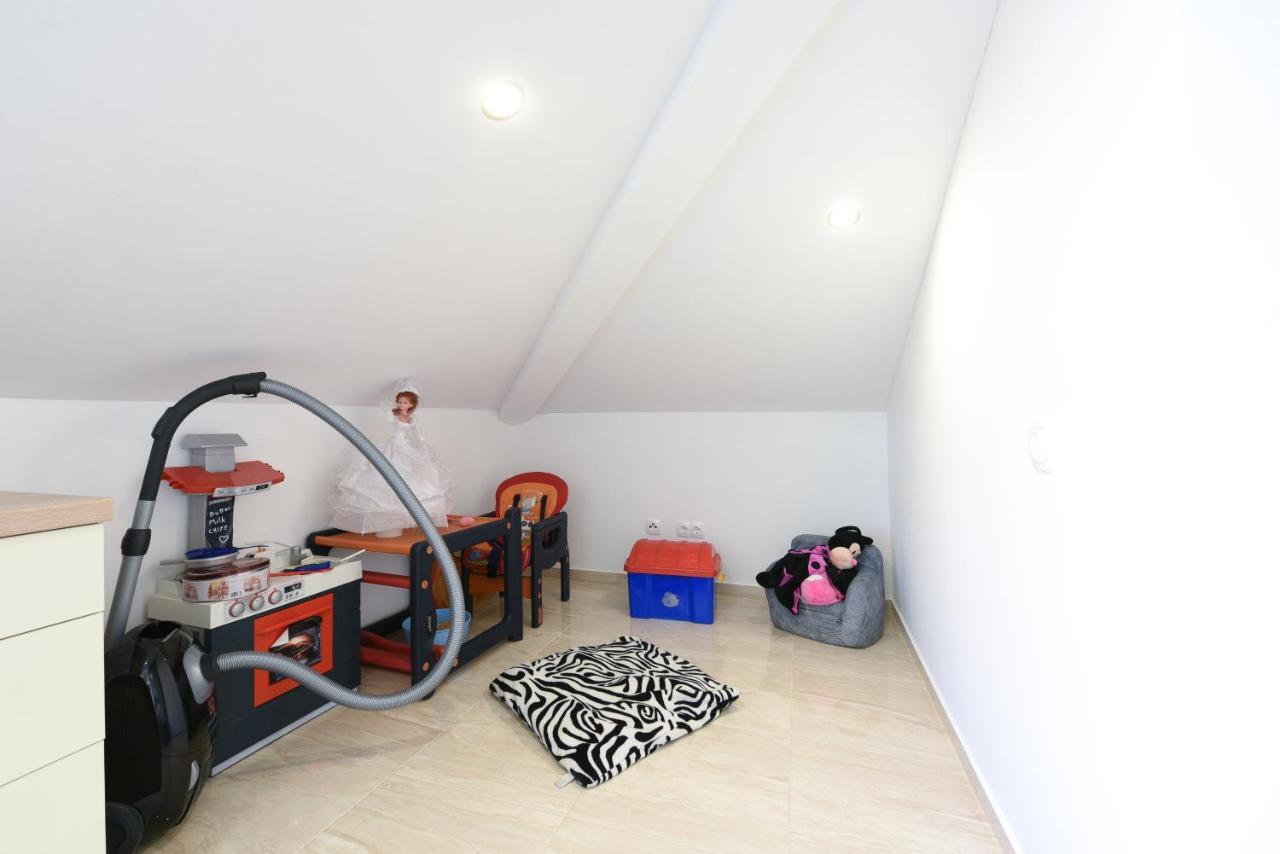 Apartmani Gojevic Водице Экстерьер фото